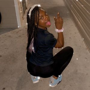 Meet your Posher, Amani